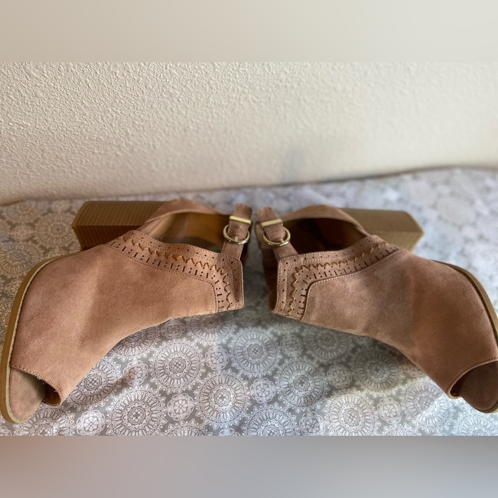 Qupid~Neutral~Faux Suede~Open Toe~Stack Heel~Buckle Closure~Ankle Bootie~Size 10 - Picture 11 of 16